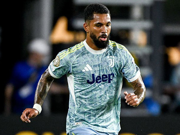 Everton dan West Ham Dihadapkan Harga Tinggi untuk Douglas Luiz